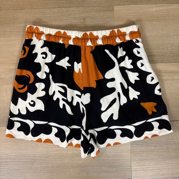 Zara Black Orange & Cream Patterned High Waist Drawstring Shorts | Size Small - Picture 2 of 5